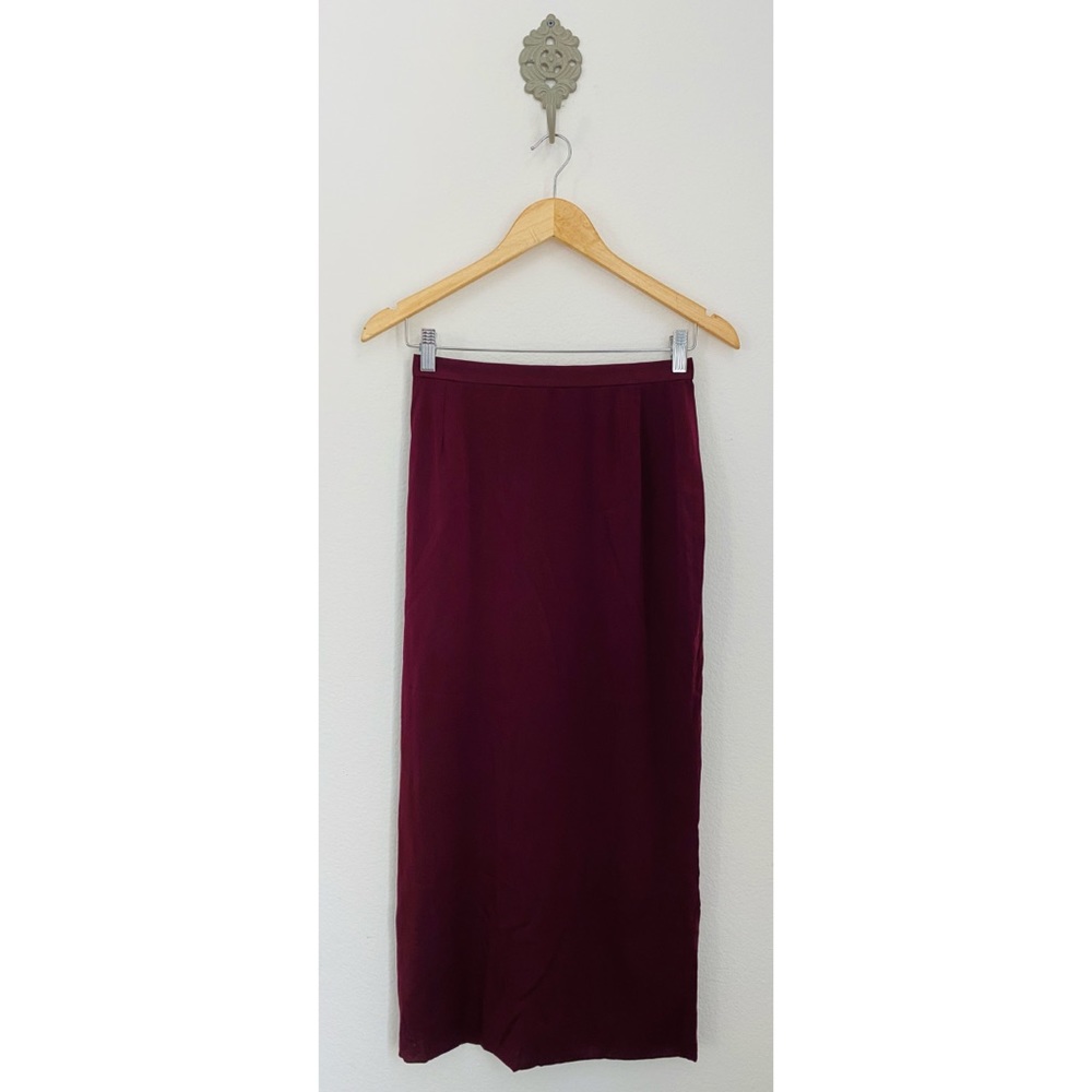 Dolce & Gabbana • Silk Burgundy Midi Skirt